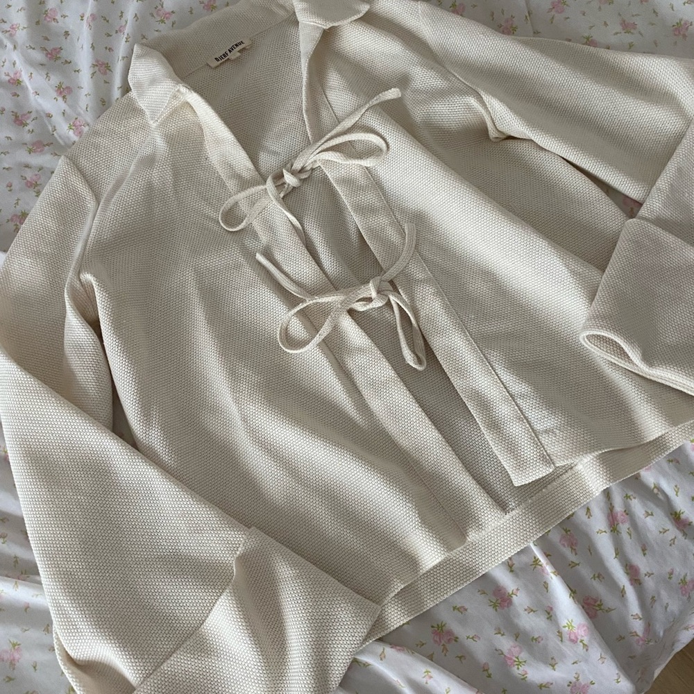 Occassion Top Cream